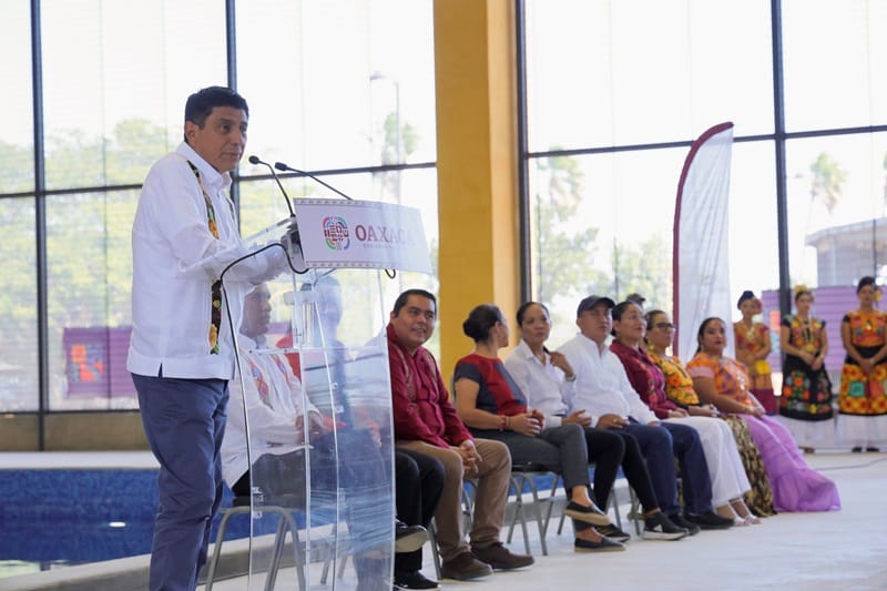 6 Inaugura Gobernador Salomón Jara Unidad Deportiva Cheguigo en Asunción Ixtaltepec